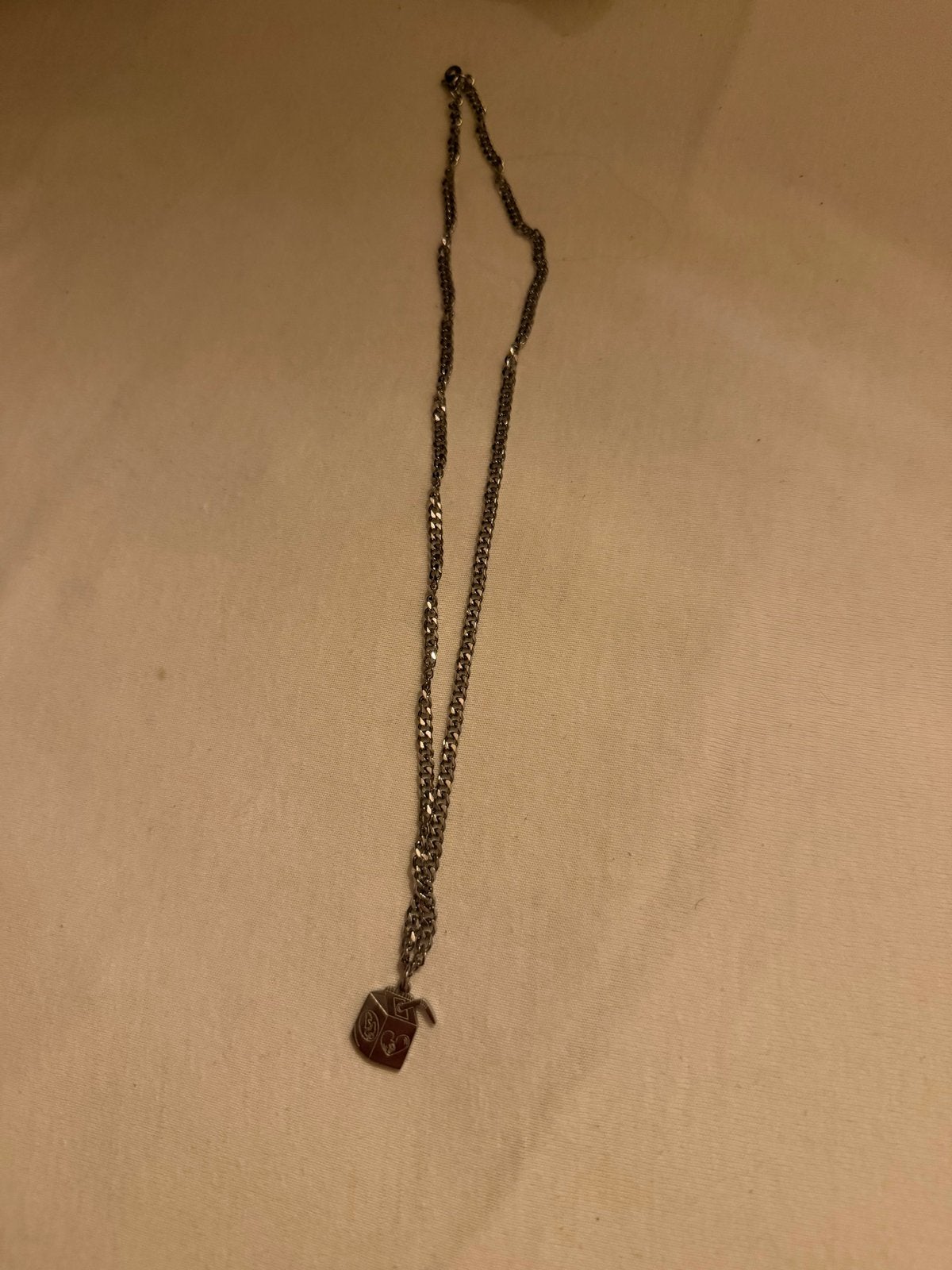 Juice WRLD ketting met melkpak hanger, Ophalen of Verzenden, Zo goed als nieuw, Zilver, Met hanger