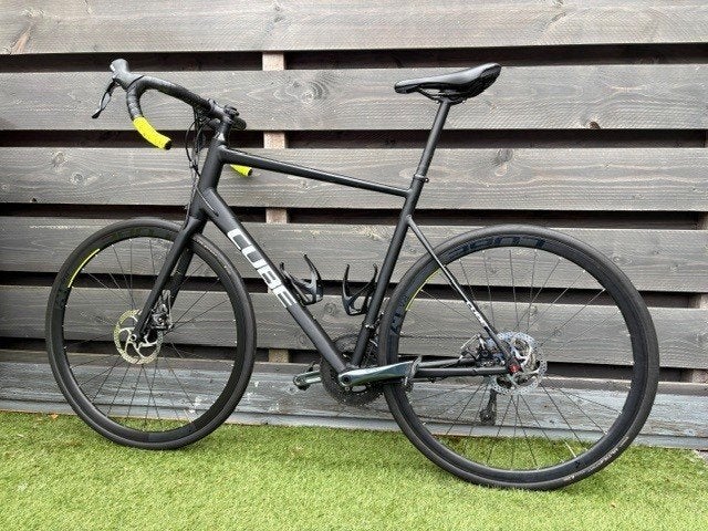 CUBE Attain Race Shimano Tiagra Racefiets, 28 inch, Aluminium, Zo goed als nieuw, Meer dan 20 versnellingen