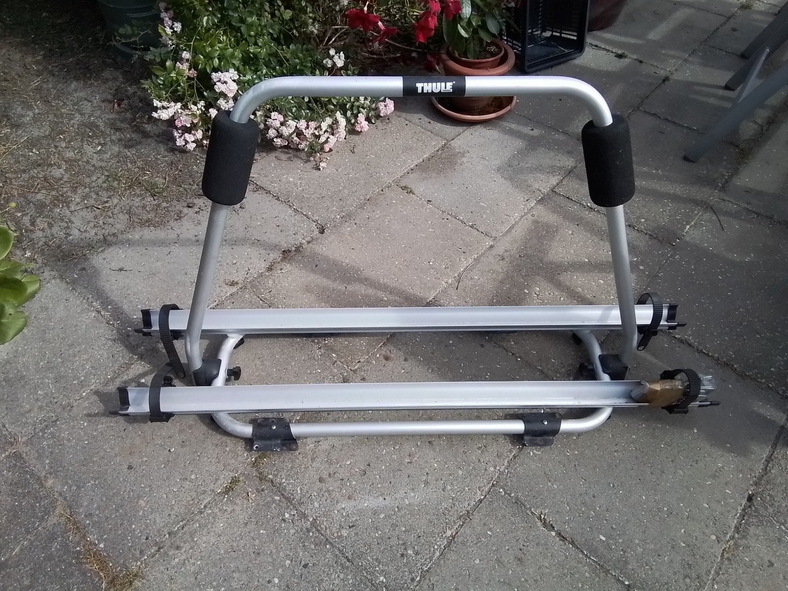 Thule fietsendrager voor op dissel caravan 40kg, Ophalen of Verzenden, 2 fietsen, Gebruikt, Fietsendrager-accessoire