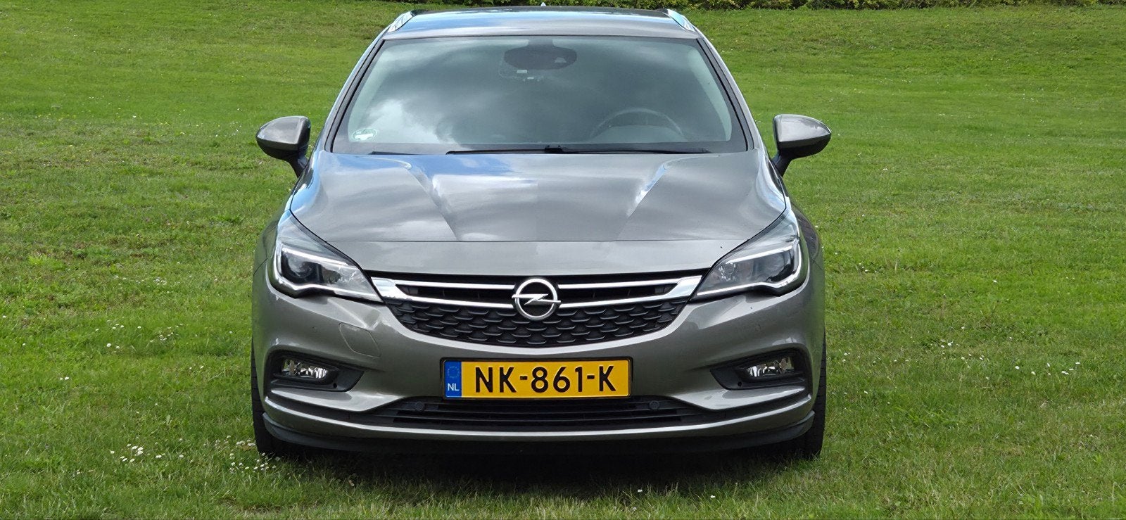 Opel Astra 1.4 SportsTourer+ 150pk CARPLAY NAP CAMERA NAVI, 4 cilinders, 150 pk, Leder en Stof, Beige