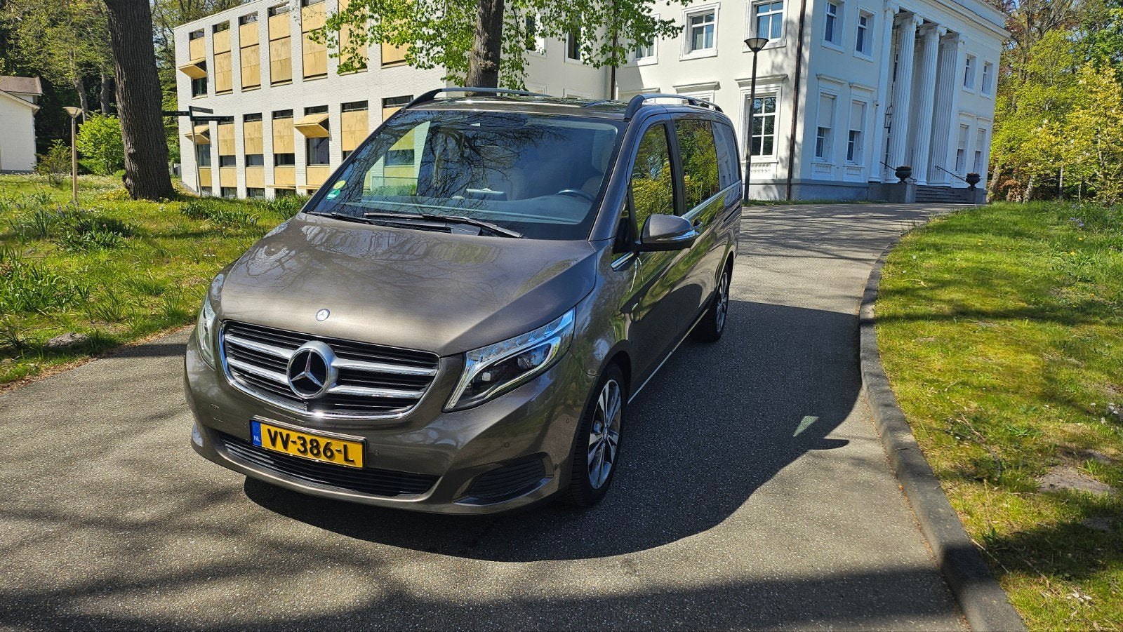 Mercedes-Benz V-klasse 2016, Automaat, Achterwielaandrijving, Beige, 190 pk