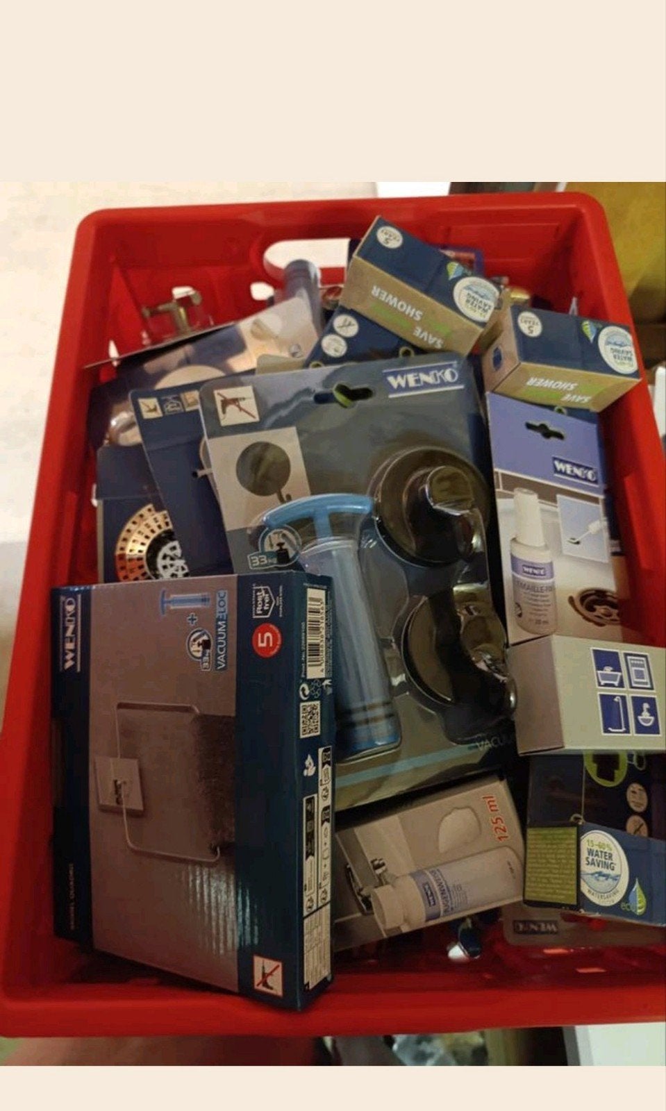 Krat vol verschillende haken etc, Diversen, Rommelmarktspullen, Ophalen