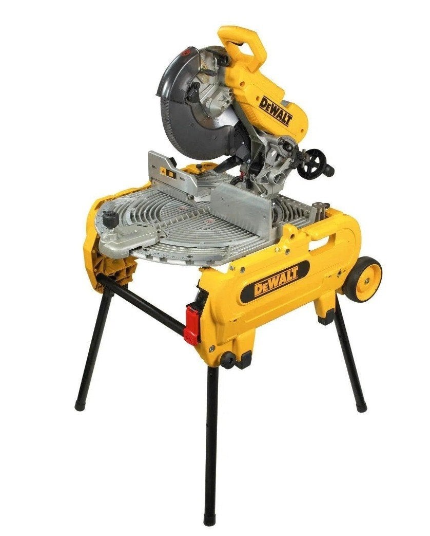 DeWALT D27107 combizaagmachine
Combinatiezaag Tafelzaag, Doe-het-zelf en Verbouw, Gereedschap | Zaagmachines, Ophalen, Gebruikt