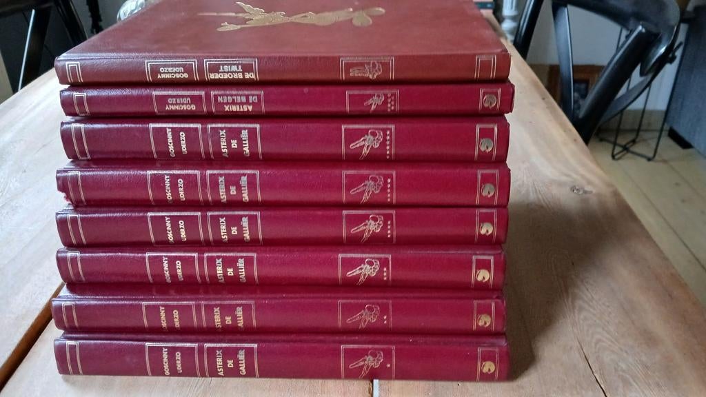 Verzameling Asterix stripalbums. Luxe uitvoering., Meerdere stripboeken, Ophalen of Verzenden, Zo goed als nieuw