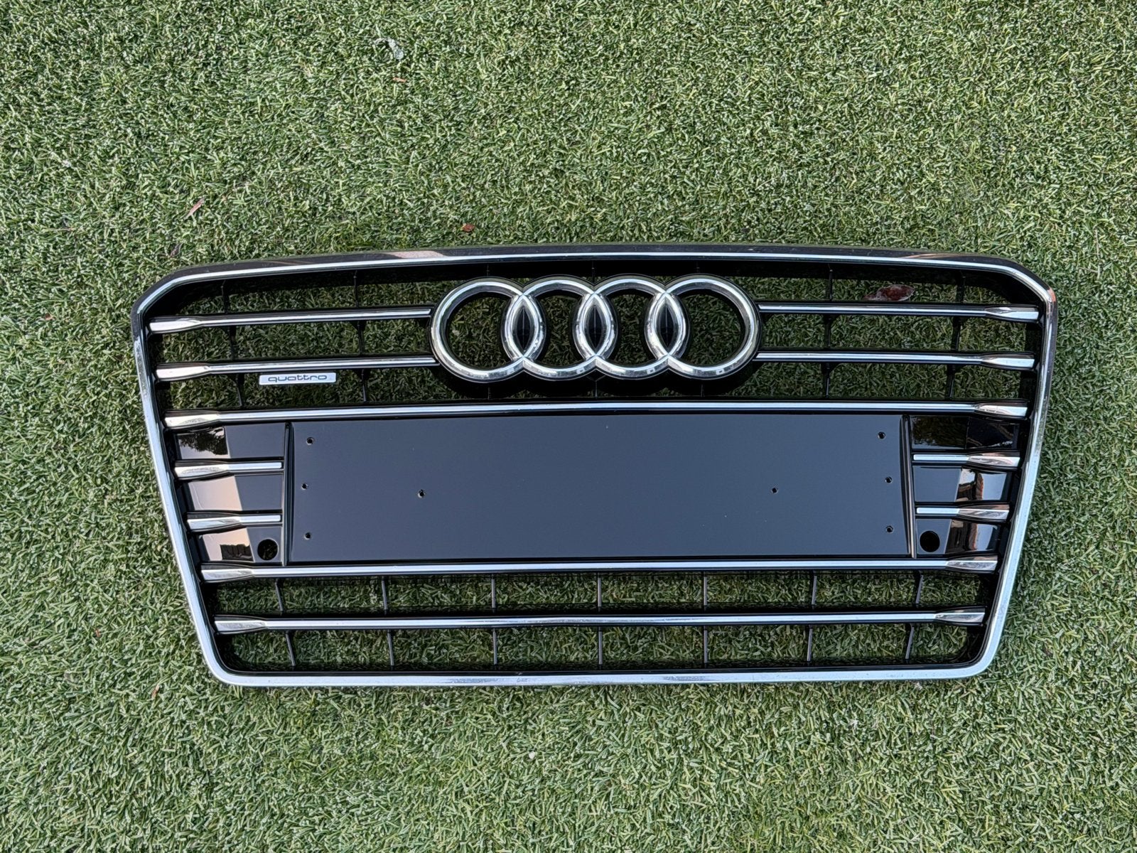 Grille Audi A7 / S7 2012-2014 in nette staat! 4G8853651, Auto-onderdelen, Voor, Nieuw, Bumper, Audi