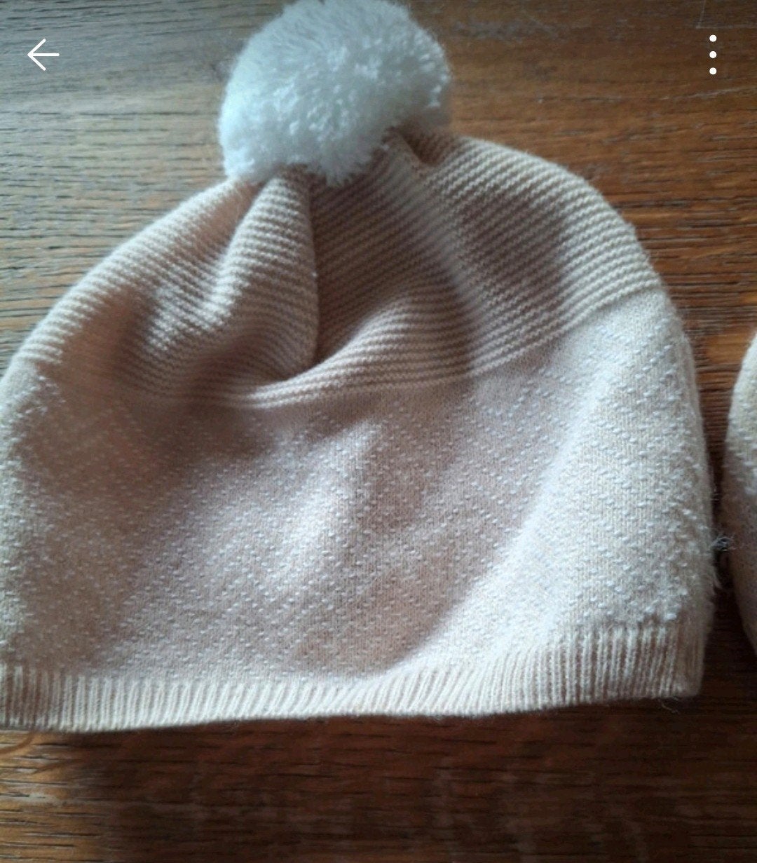 2 leuke mutsjes ongeveer voor 1 jaar made in Spanje voor twe, Jongen of Meisje, Ophalen of Verzenden, Zo goed als nieuw, 104 of kleiner