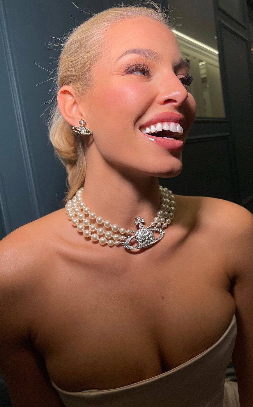 Vivienne Westwood Iconic Pearl Necklace - Almost brand new, Met kristal, Overige materialen, Wit, Ophalen of Verzenden