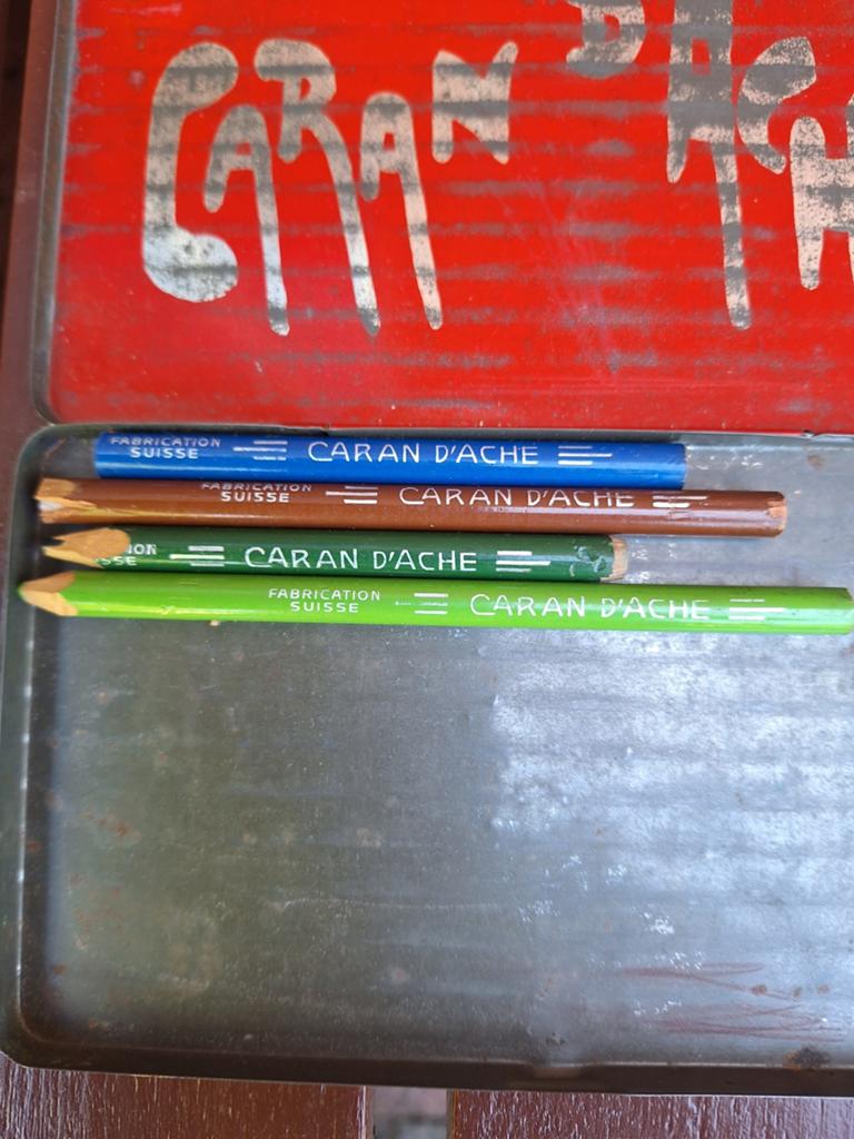 Vintage Caran d'Ache en Staedtler kleurpotloden in blik, Ophalen of Verzenden