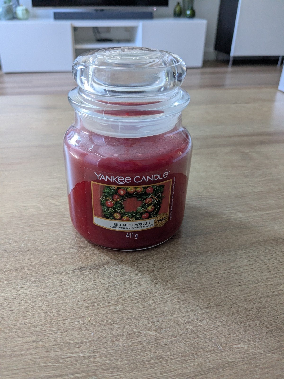 Yankee Candle Red Apple Wreath - 411 gram, helemaal nieuw, Overige merken, Ophalen of Verzenden, Kaars, Rood