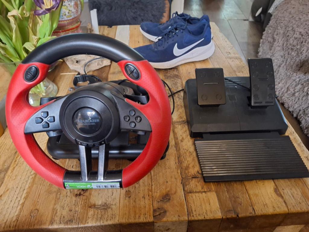 Thrustmaster T.Racing Wheel Ferrari 458 Italia Edition, Spelcomputers en Games, Spelcomputers | Overige Accessoires, Gebruikt