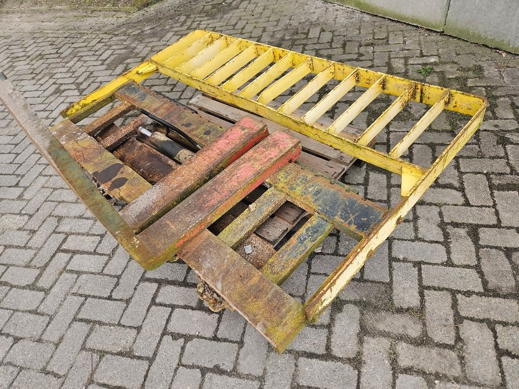 Fem 4, Sideshift bord en vorken borden Komt van een 10 tons, Ophalen, Gebruikt