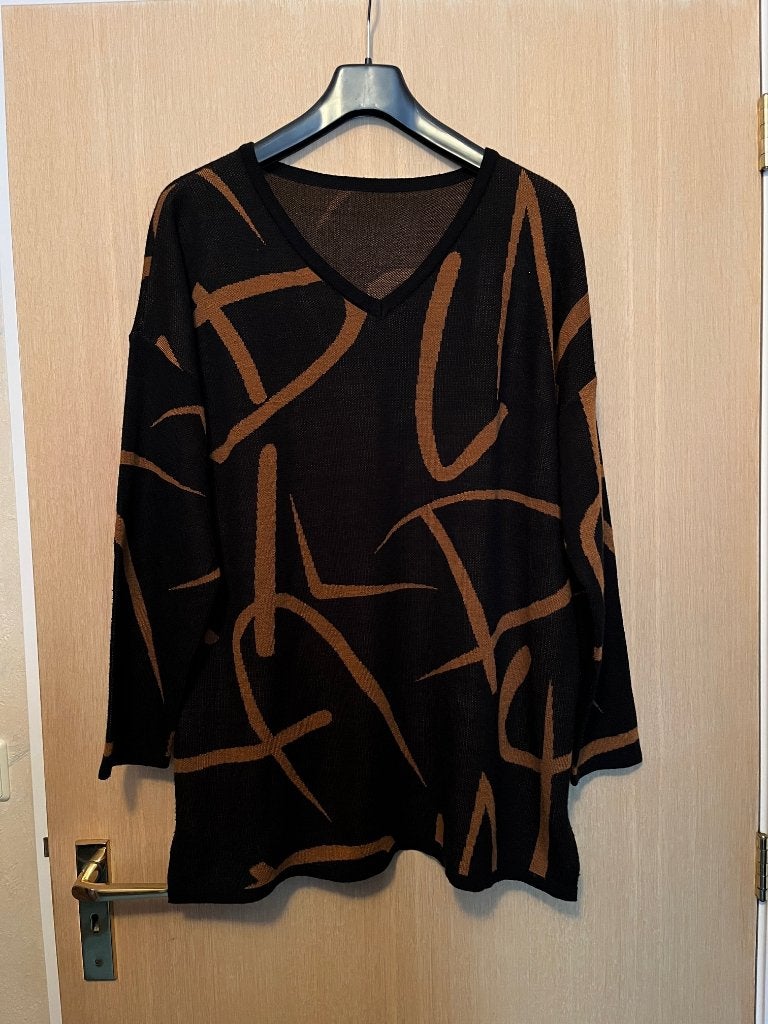 Lange pullover met zijsplitten Maat 48, Kleding | Dames, Ophalen of Verzenden, Zo goed als nieuw, Zwart, Trui of Vest