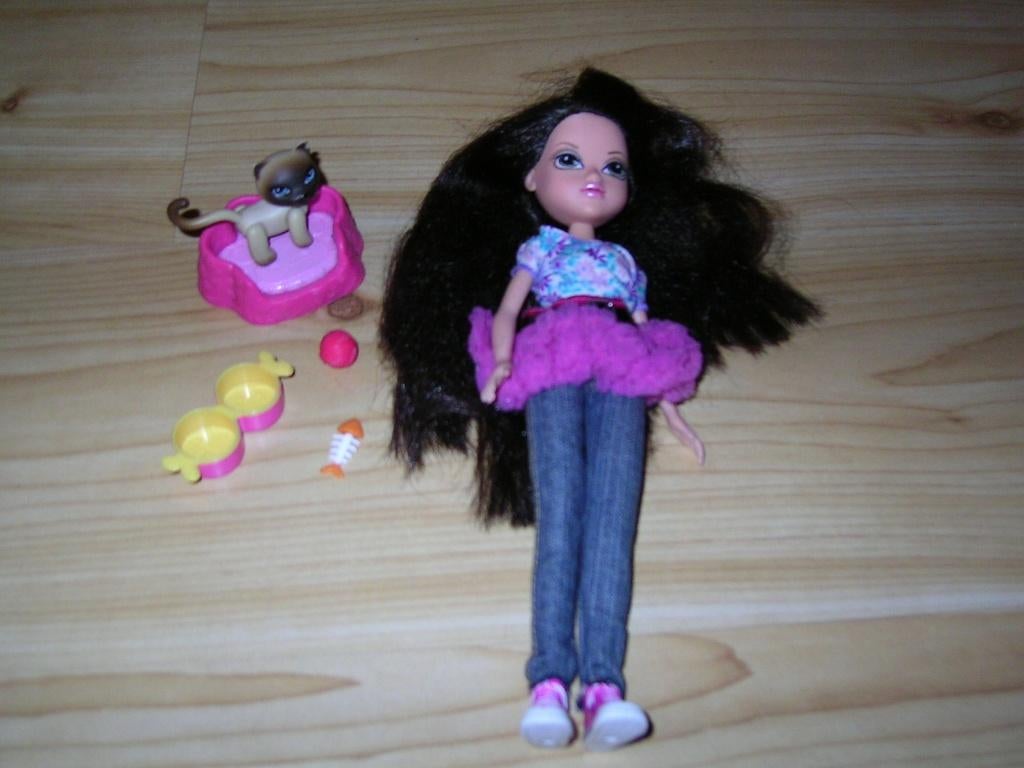 Moxie Girlz pop met accessoires, Ophalen of Verzenden, Zo goed als nieuw, Barbie