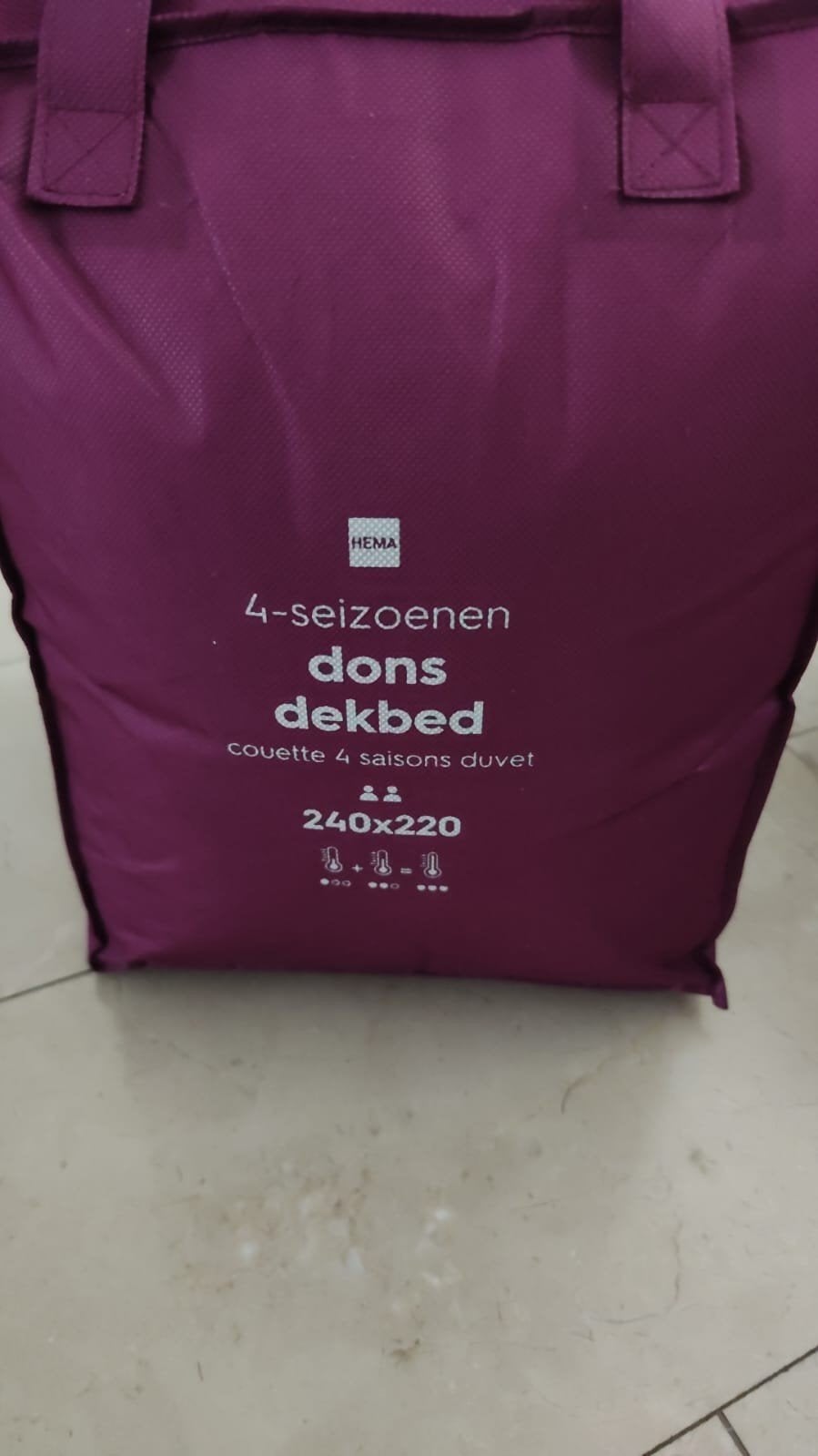 Hema 4-seizoenen dons dekbed 240x220, Huis en Inrichting, Ophalen