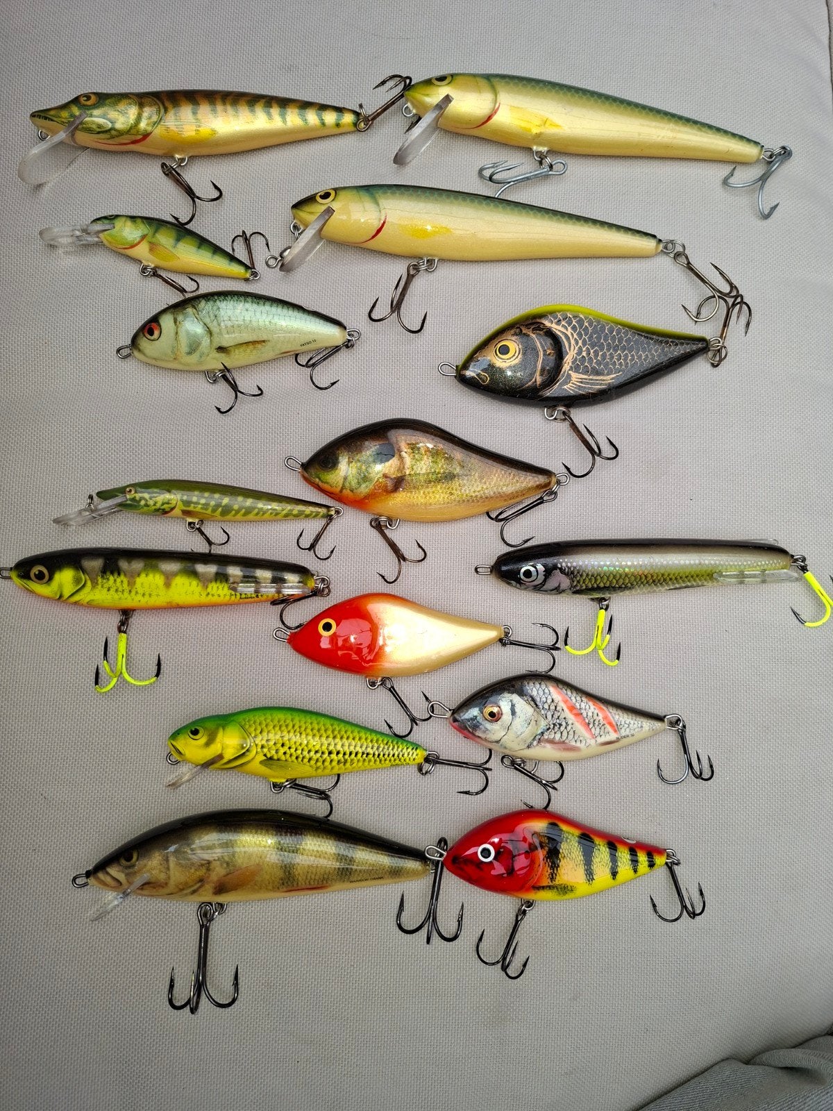 box vol Salmo Kunstaas/pluggen, Watersport en Boten, Ophalen of Verzenden, Overige typen