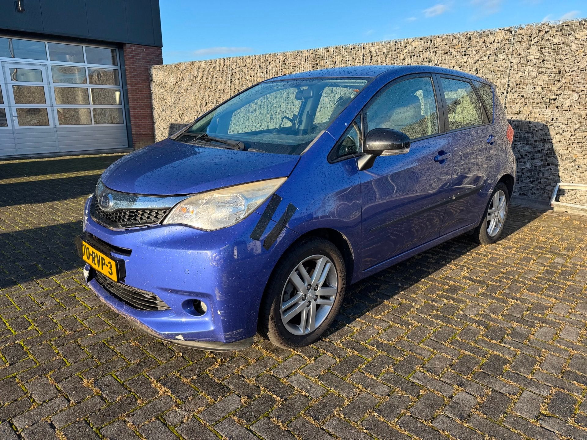 Subaru Trezia 1.3 Luxury | Div. schades | Toyota Verso |, Auto's, Voorwielaandrijving, Euro 5, Trezia, Blauw