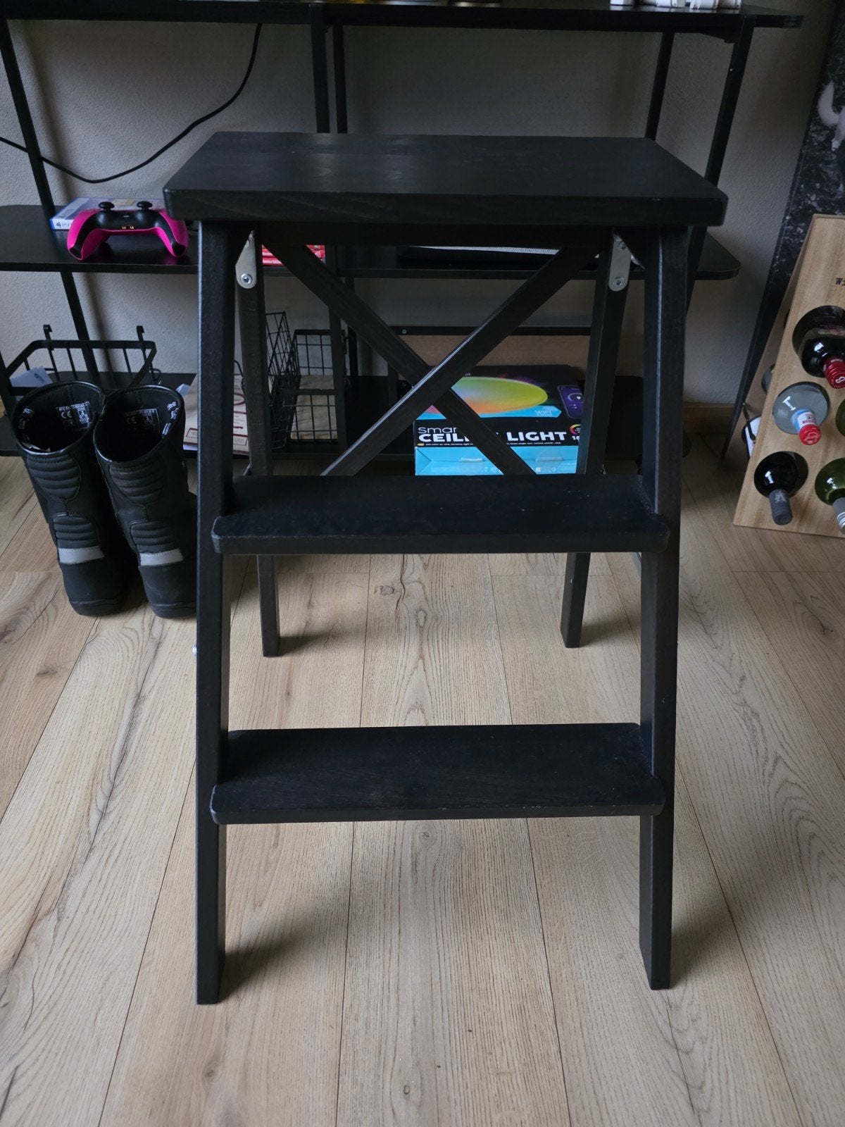 Ikea BEKVÄM opstapje/kruk, zwart, 63 cm, Ophalen, Gebruikt, Hout