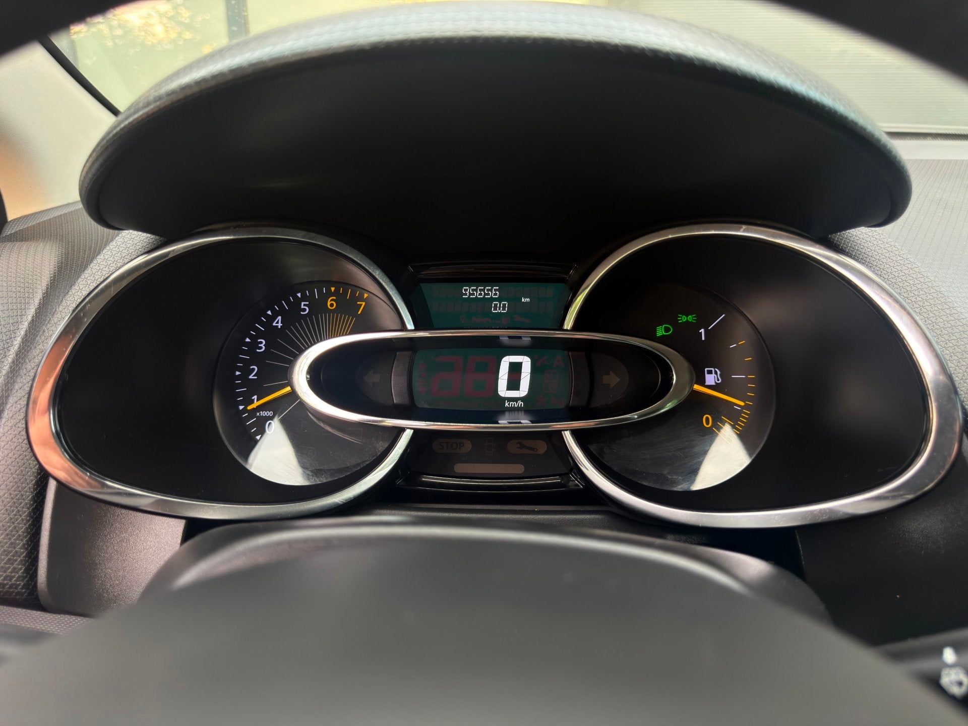 Foto 23 van Renault Clio 0.9 TCe ECO Night&Day|Airco|Navi|Cruise|APK nw