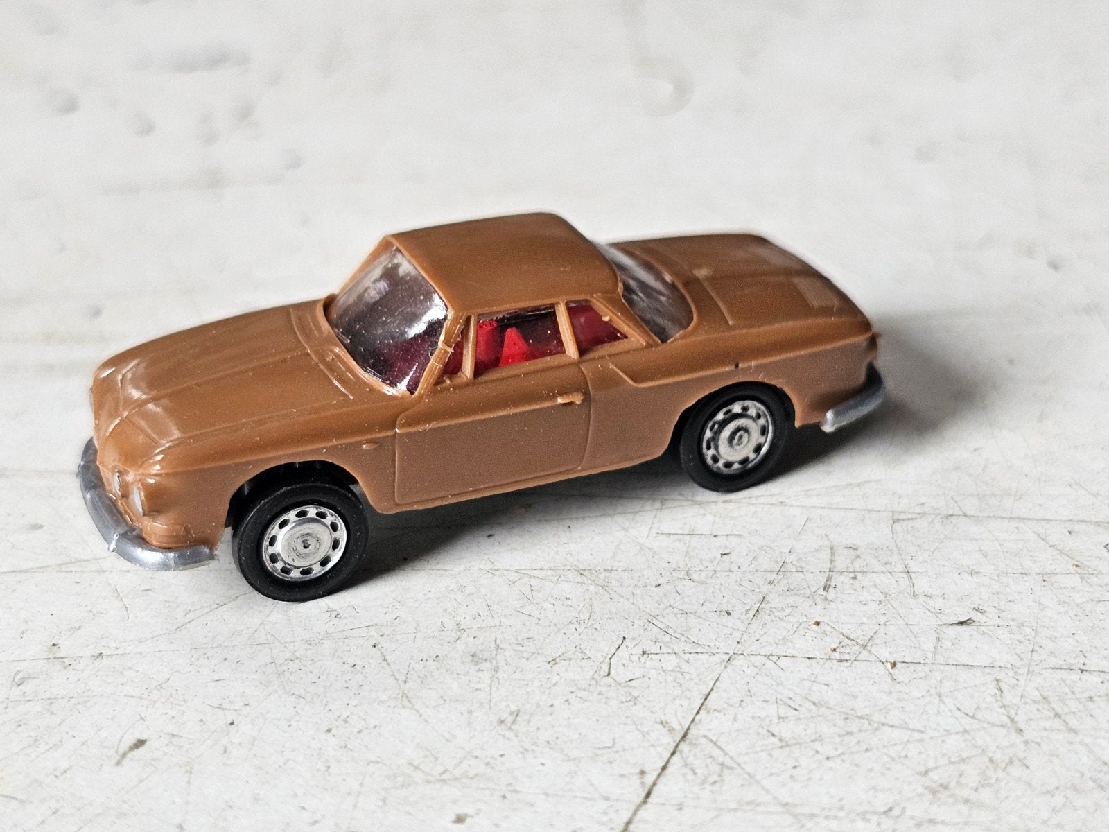 HO schaal modeltrein auto VW Karmann Ghia, Ophalen of Verzenden, Gebruikt, Auto