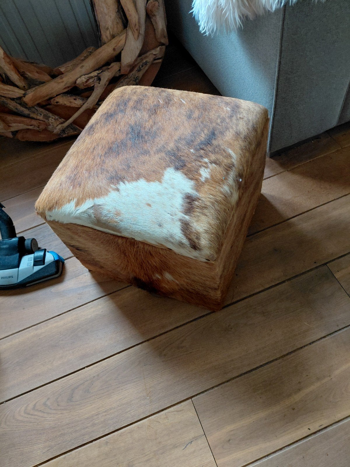 Decoratieve opslagbox van koeienhuid, Huis en Inrichting, Minder dan 50 cm, Gebruikt, Rustiek, Landelijk, Bohemian, Vierkant