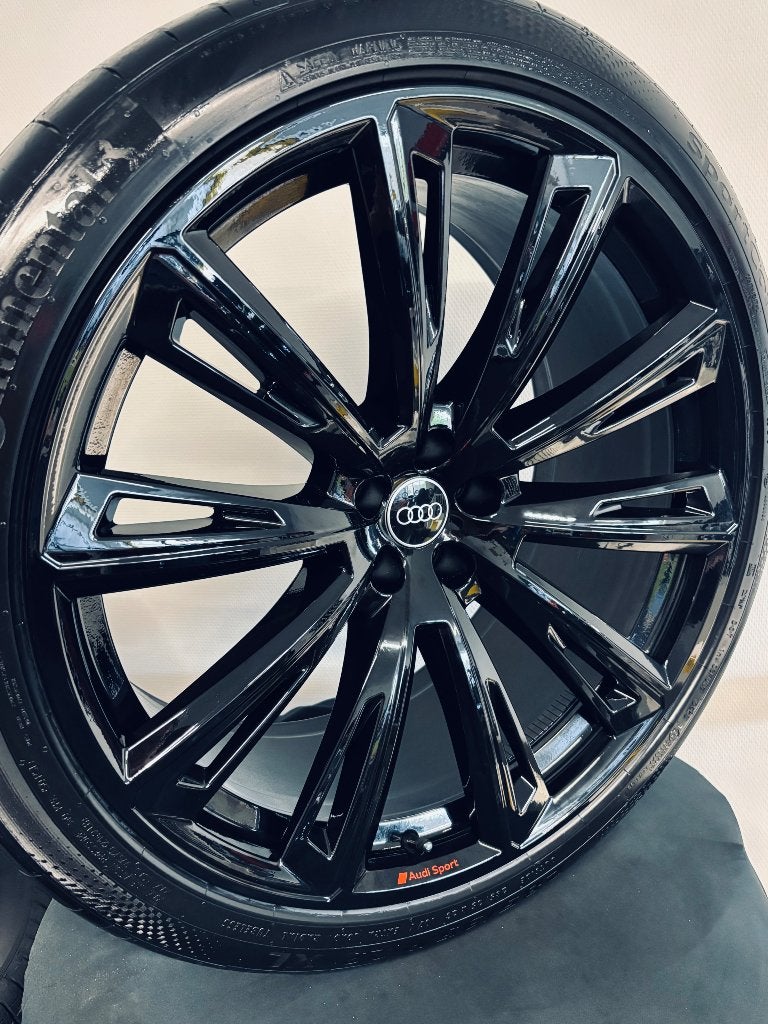 DEMOSET 23” ORIGINELE Audi Q8 SQ8 RSQ8 velgen + zomerbanden, Ophalen, 285 mm, Banden en Velgen, Nieuw