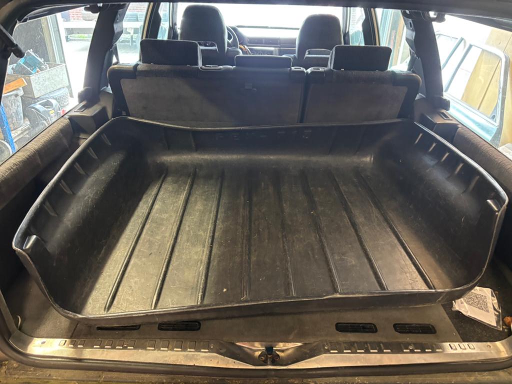 Volvo 940 kofferbak kuip/bak (vloeistofbak), Ophalen, Nieuw