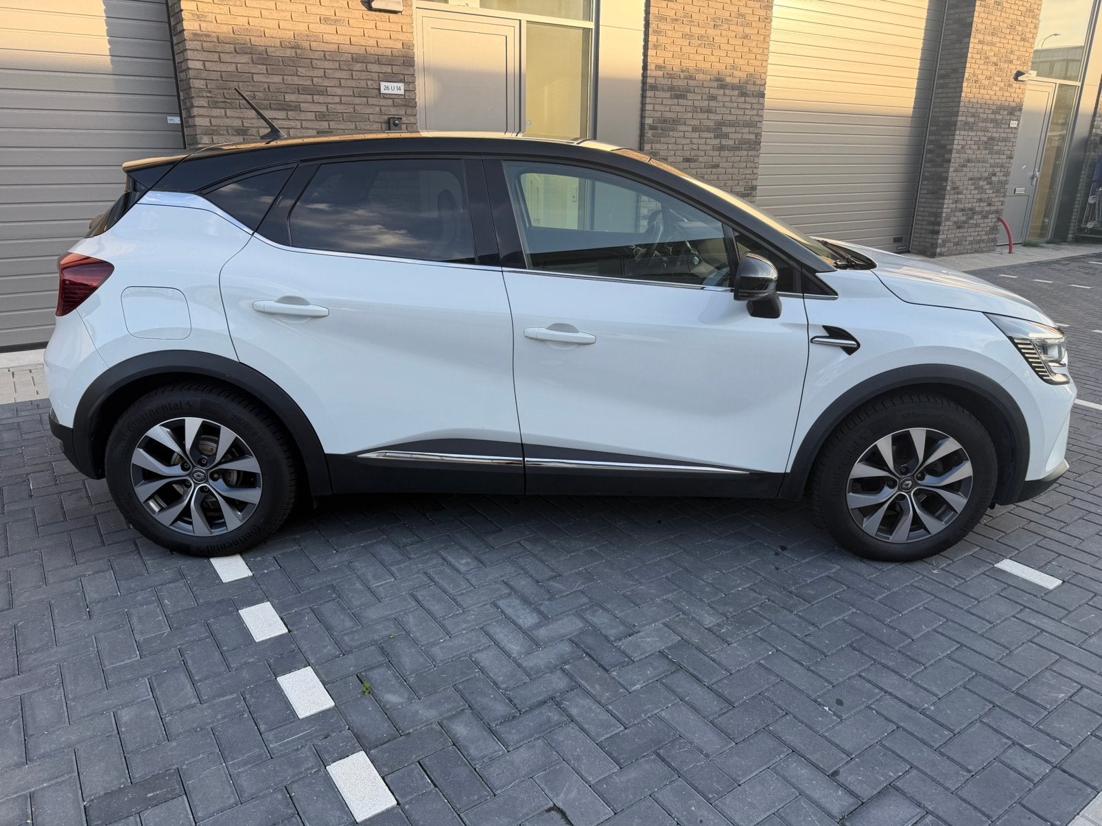 Foto 10 van Renault Captur TCe 130pk GPF EDC 2020 NAP Automaat Trekhaak