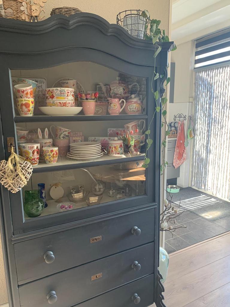 Te koop, Erg mooie brocante servieskast, Ophalen