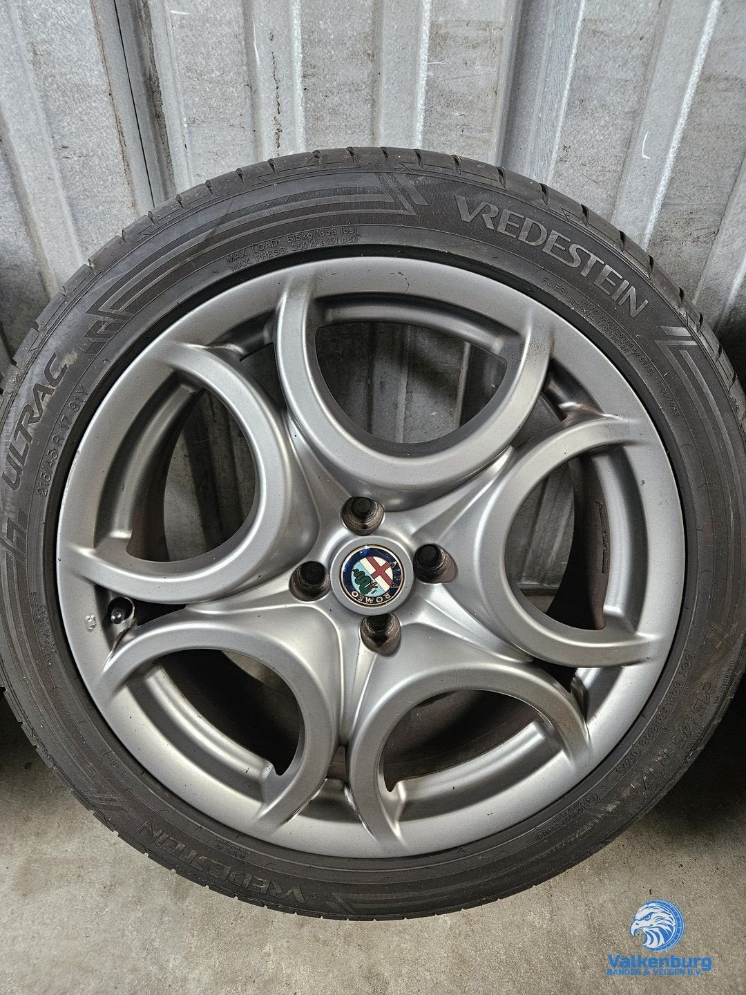 7mm! Originele Alfa Romeo Mito 4x98 velgen 17 inch 215/45R17, -, -, Banden en Velgen, 17 inch