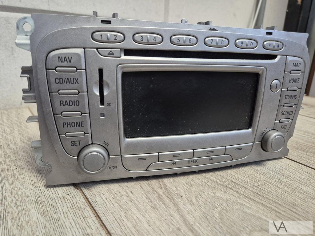 Ford Focus 2 facelift radio NAVIGATIE 8m5t18k931ae €100, Gebruikt, -, -, Ophalen of Verzenden