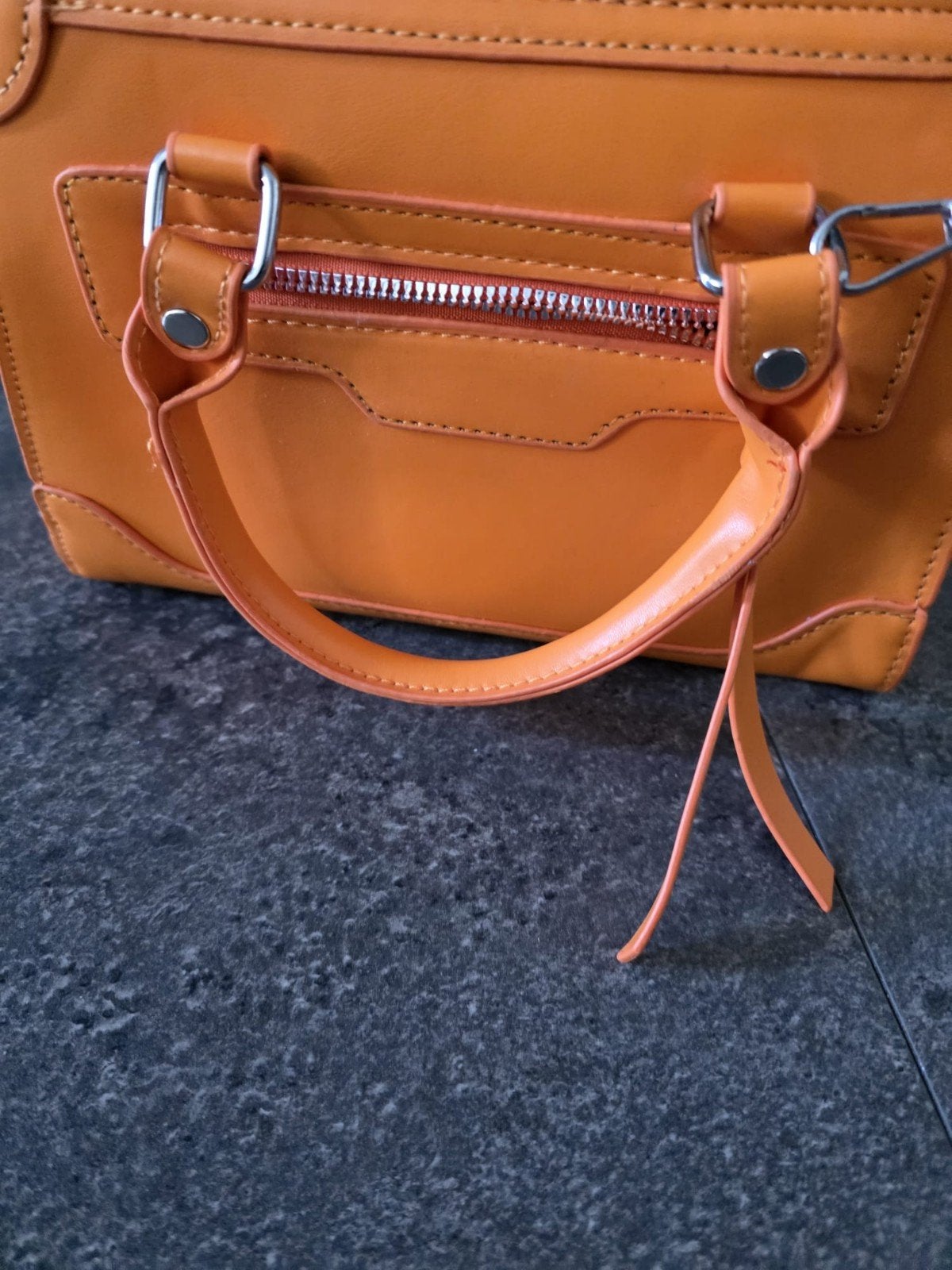 Oranje tas met schouderband, Ophalen of Verzenden, Nieuw, Oranje, Schoudertasje