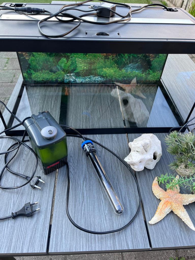 Eheim aquarium, Dieren en Toebehoren, Vissen | Aquaria en Toebehoren, Zo goed als nieuw, Leeg aquarium, Ophalen of Verzenden