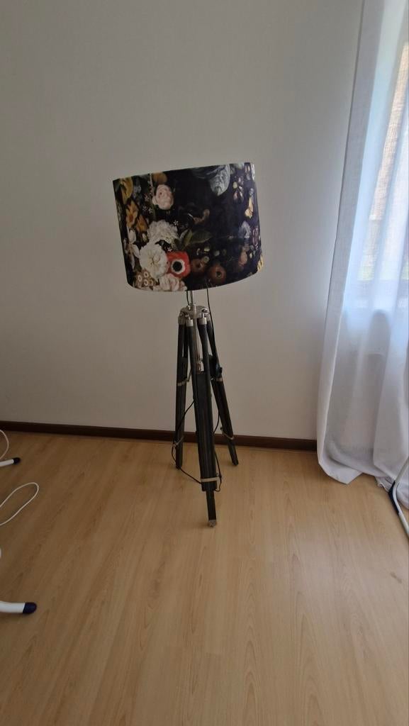 Staande lamp, Ophalen, 150 tot 200 cm