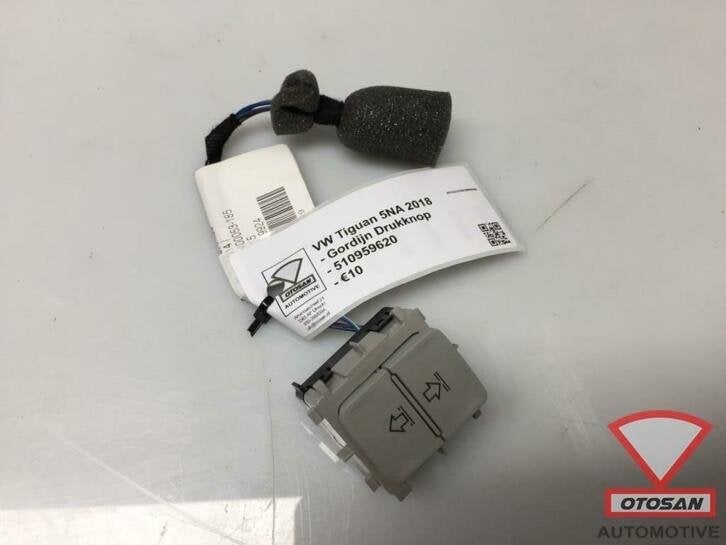 vw tiguan 5na 2018 gordijn drukknop panoramadak 510959620, Gebruikt, Volkswagen, Volkswagen AG, Berliner Ring 2
38440  Wolfsburg, DE