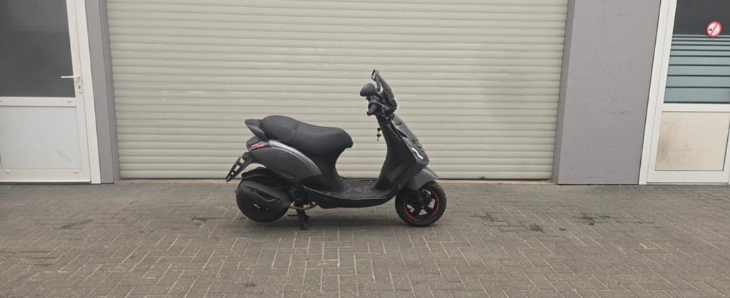 Zip iget 2019 brom sp bom vol, Ophalen of Verzenden