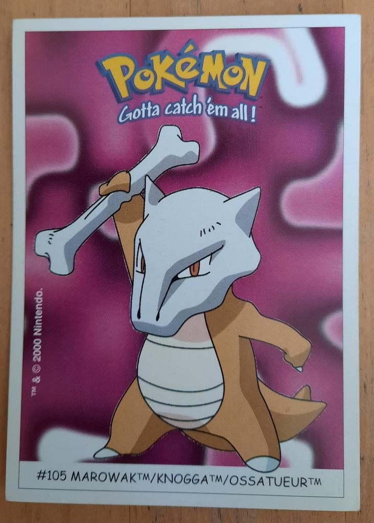 Pokémon Marowak Knogga Dunkin Boomer Sticker #105, Hobby en Vrije tijd, Verzamelkaartspellen | Pokémon, Gebruikt, Losse kaart