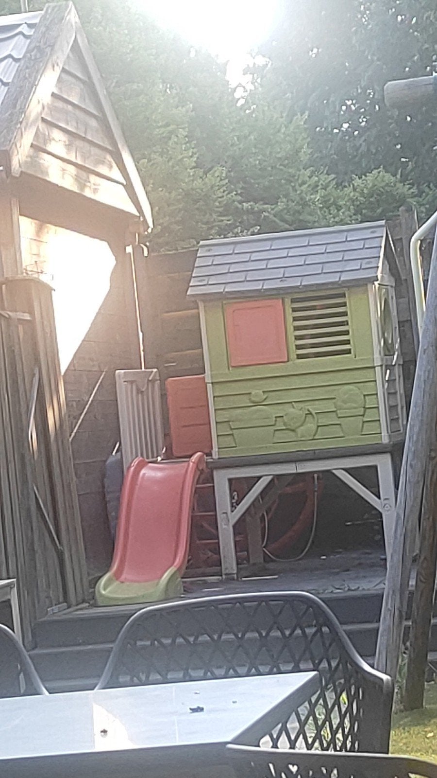 Smoby speelhuisje met glijbaan - Gebruikt, Ophalen of Verzenden, Gebruikt, Overige typen