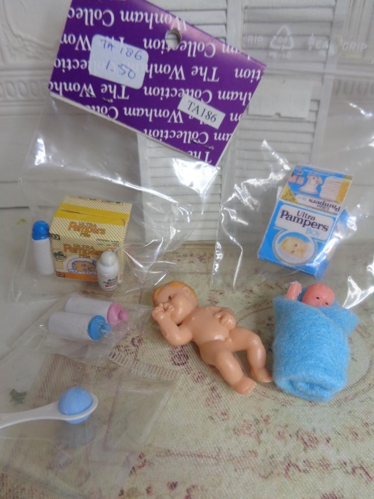Lot baby spulletjes  ......Poppenhuis 1:12…(nr V100), Ophalen of Verzenden, Nieuw, Poppenhuis