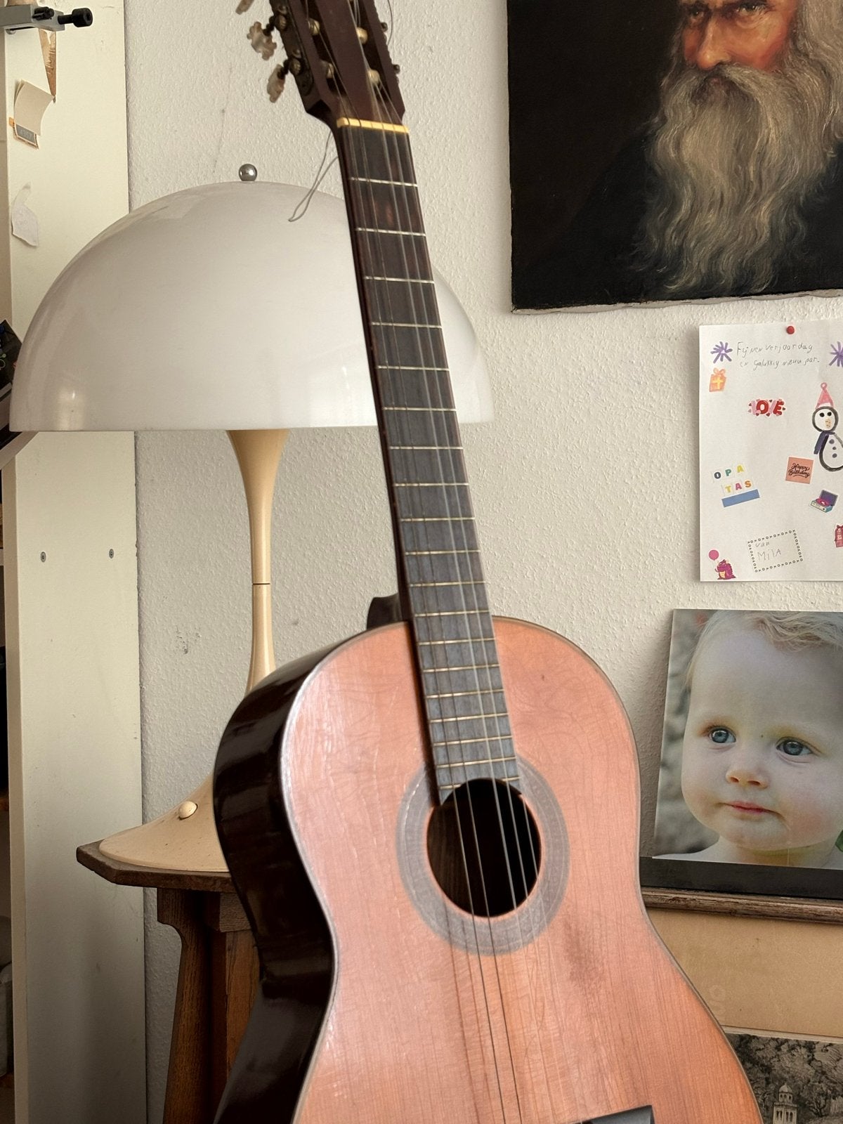 Aria Konzert Gitaar 3102 AC8 met standaard en hoes, Ophalen of Verzenden, Gebruikt, Klassieke of Spaanse gitaar, Met koffer