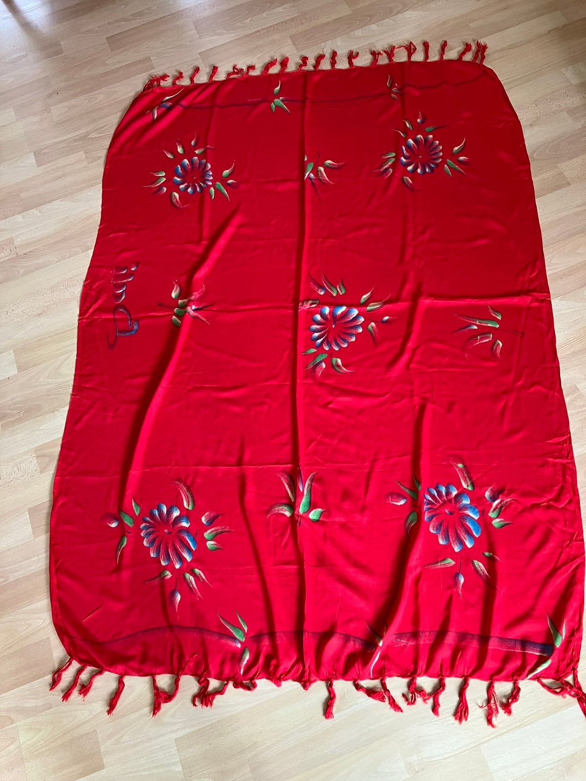 Pareo/omslagdoek/sjaal rood met print izgs, Ophalen of Verzenden, Gedragen, Rood, Overige typen
