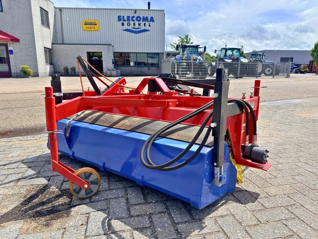 Qmac 150 Veegmachine met Opvangbak