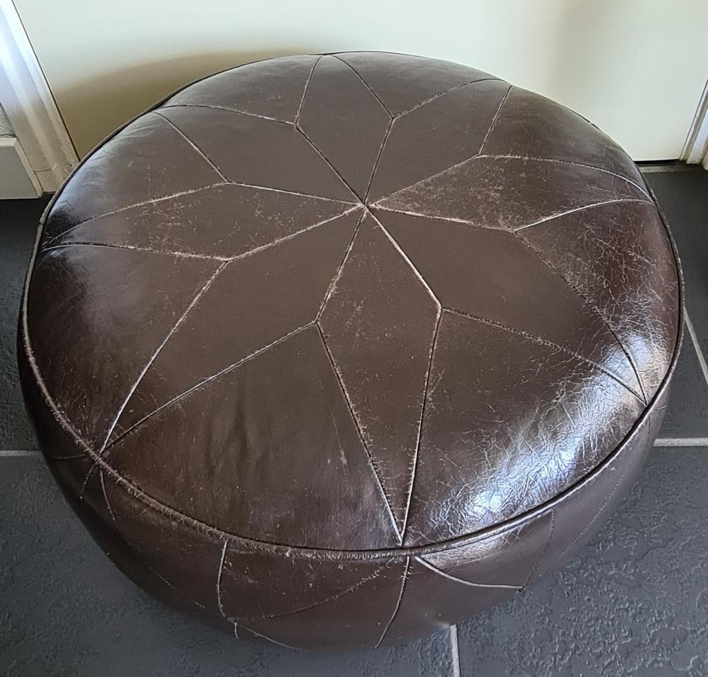 Vintage poef bruin leer, Ophalen of Verzenden, Gebruikt, Leer