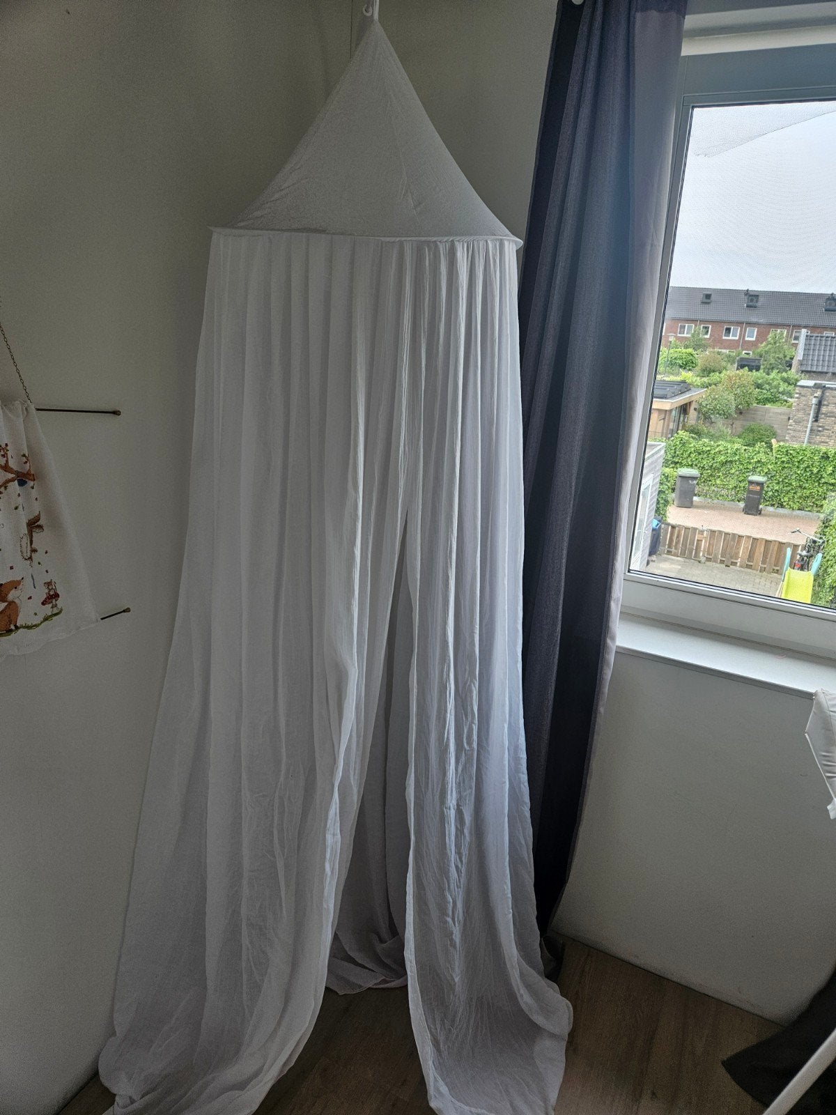 Witte klamboe/bedhemel voor baby- of kinderkamer, Ophalen, Zo goed als nieuw
