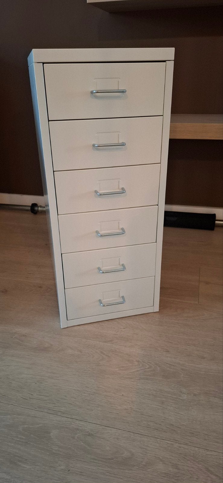 Stalen ladekastje te koop. (Wieltjes los erbij te leveren), Huis en Inrichting, Kasten | Ladekasten, Ophalen, 25 tot 50 cm, Minder dan 50 cm