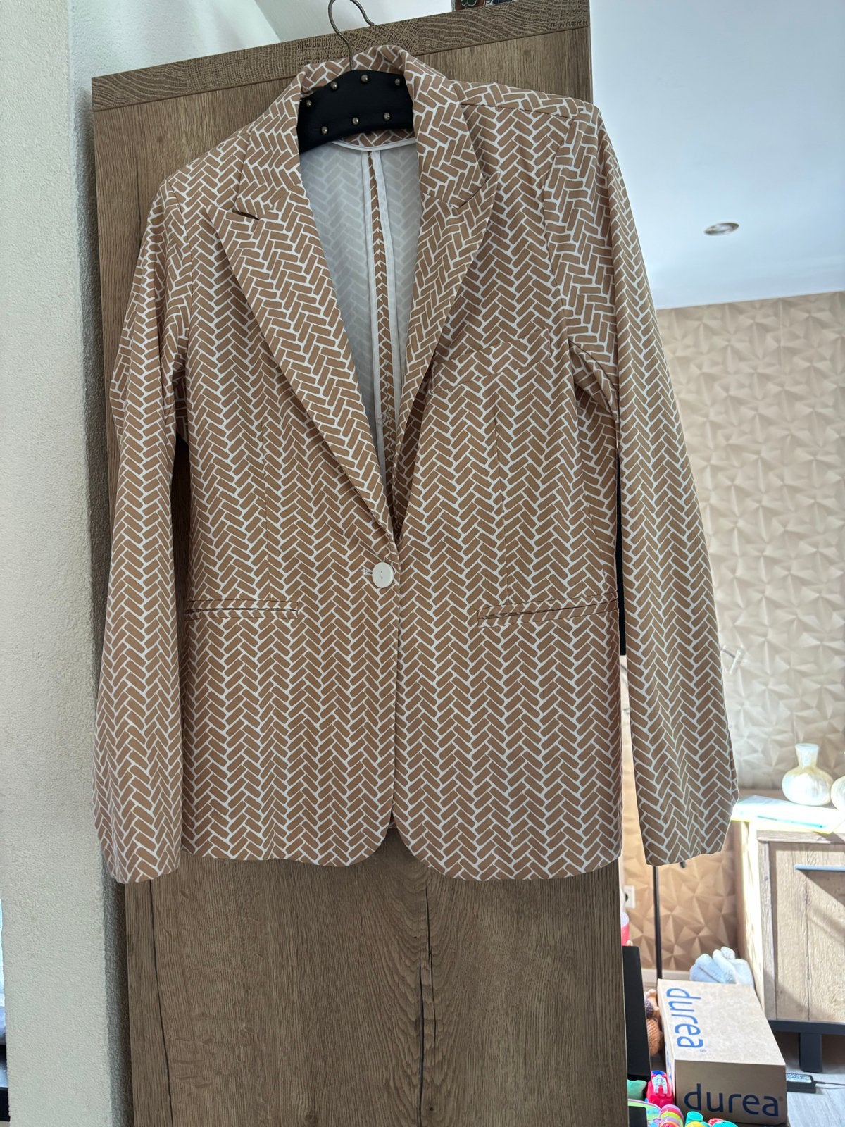 Nieuw Esqualo dames jasje maat L, Kleding | Dames, Beige, Maat 42/44 (L), Nieuw, Ophalen of Verzenden