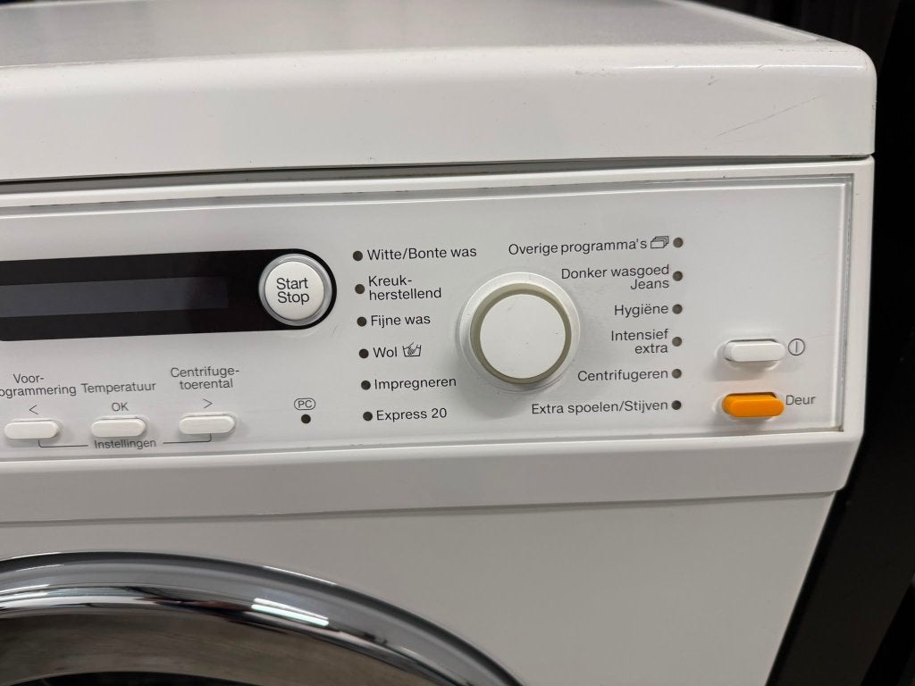 Miele Wasmachine LiquidWash W 5857 Gereviseerd, Miele, Miele, Voorlader, 85 tot 90 cm