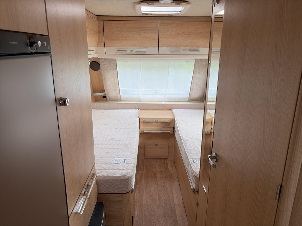 Eriba Nova 530 GL Zeer compleet!!!, Caravans en Kamperen, Caravans, Rondzit, Schokbreker, Bedrijf, Eriba