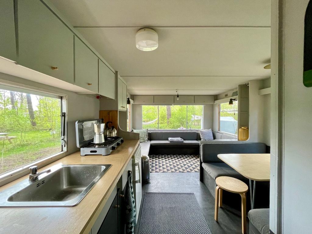 Geweldige plek met Caravan en electra op Bakkum te huur, Caravans en Kamperen, Verhuur