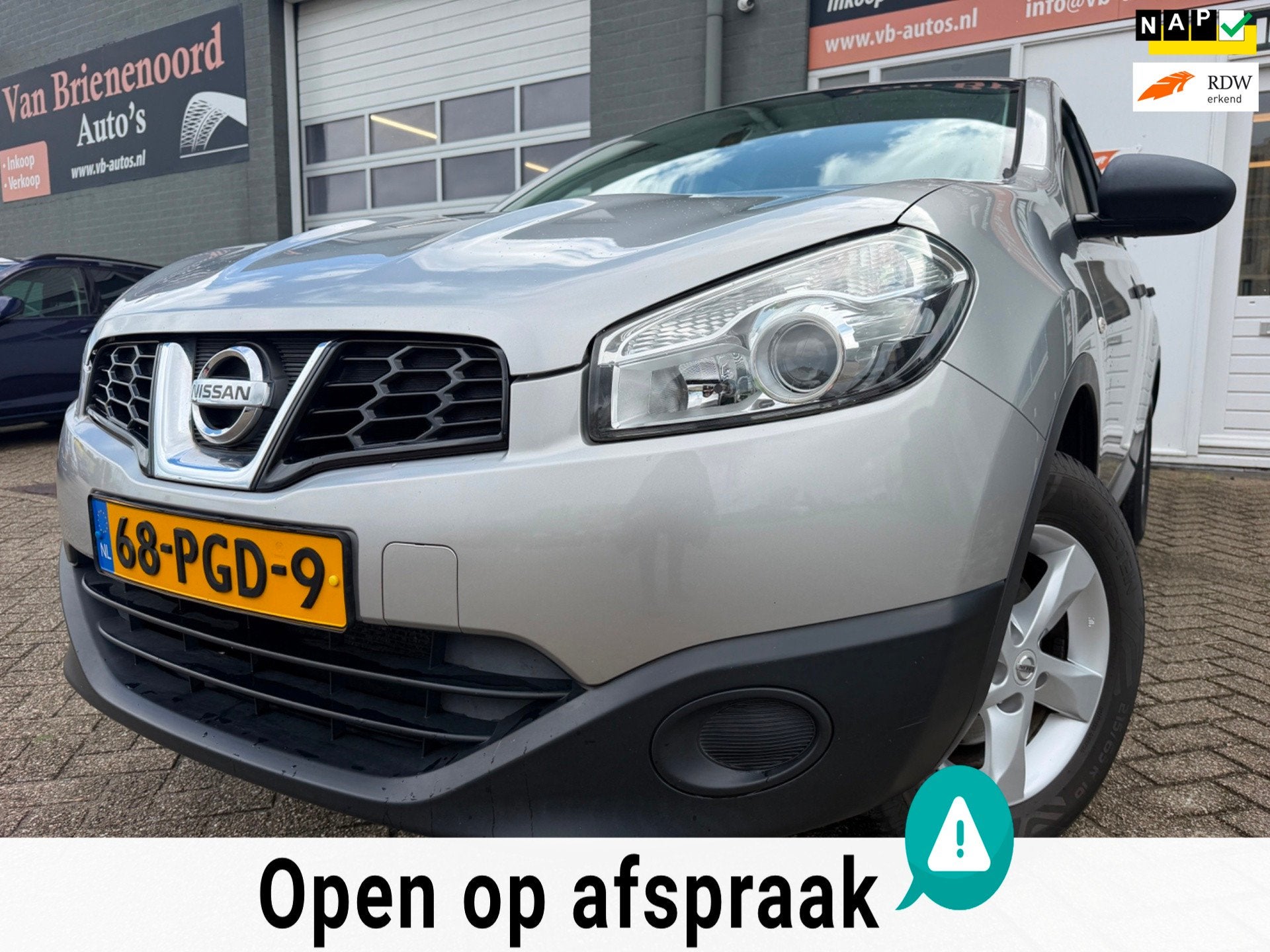 Nissan Qashqai 1.6 Visia 3de Eig met trekhaak en bluetooth t, Auto's, Voorwielaandrijving, Stof, Gebruikt, 4 cilinders
