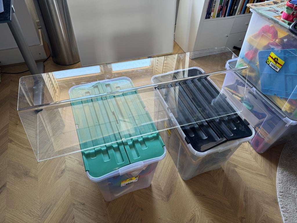 Vitrine - Presentatie- of beschermkap, Huis en Inrichting, Kasten | Vitrinekasten, Ophalen, Gebruikt, 100 tot 150 cm, 25 tot 50 cm